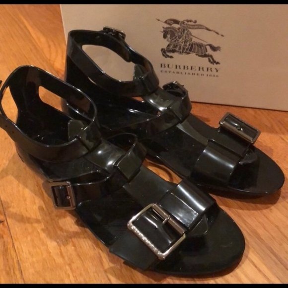100% Authentic Burberry Rubber Sandals - Picture 1 of 6